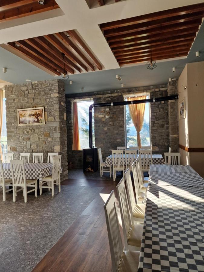 Kutal Park Inn Hotel Përmet Kültér fotó