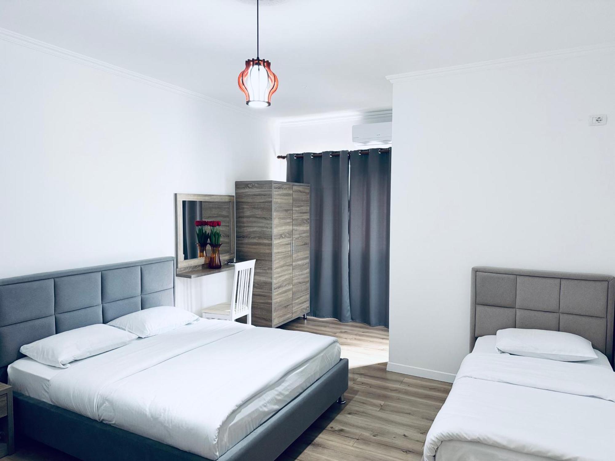 Kutal Park Inn Hotel Përmet Kültér fotó